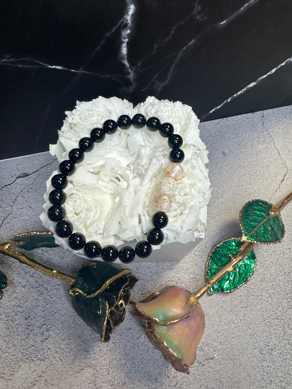Skull Pearl and Black Agate Bracelet