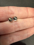 Pearl Stud Earrings (pre-set)